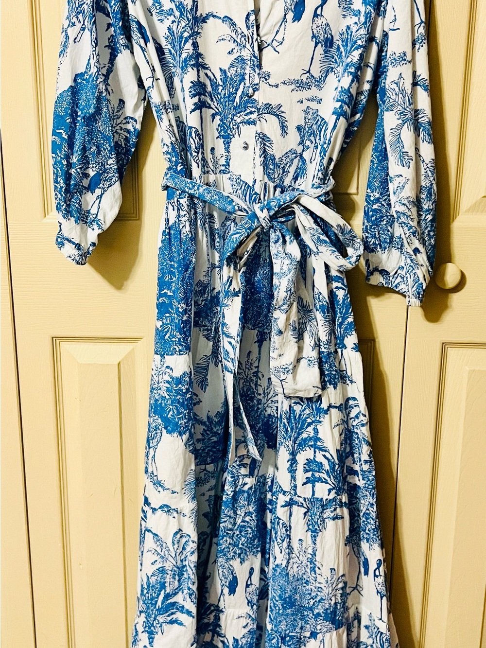 Darlington Isle Women’s Blue and White Printed Tie-Waist Dress Size S